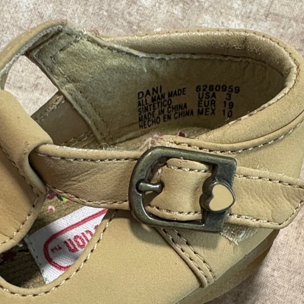 Charming Tan Kids Dress Shoes with Floral Cutouts